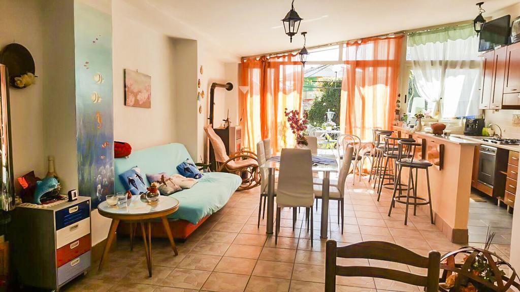 Beb I Delfini Di Casa Paola Bed and Breakfast Mascali Exteriör bild